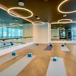 3013 Kaseya Center Apt For 4 People With Pool And Gym